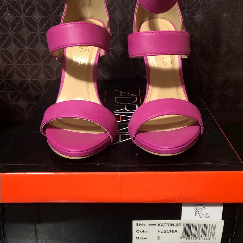 Size 5 Fuchsia colored ankle strap heels